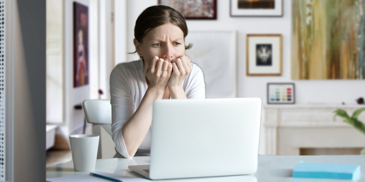 Medo de fraudes afasta consumidores do e-commerce